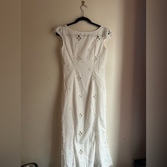 White eyelet dress - Picture 8 of 8